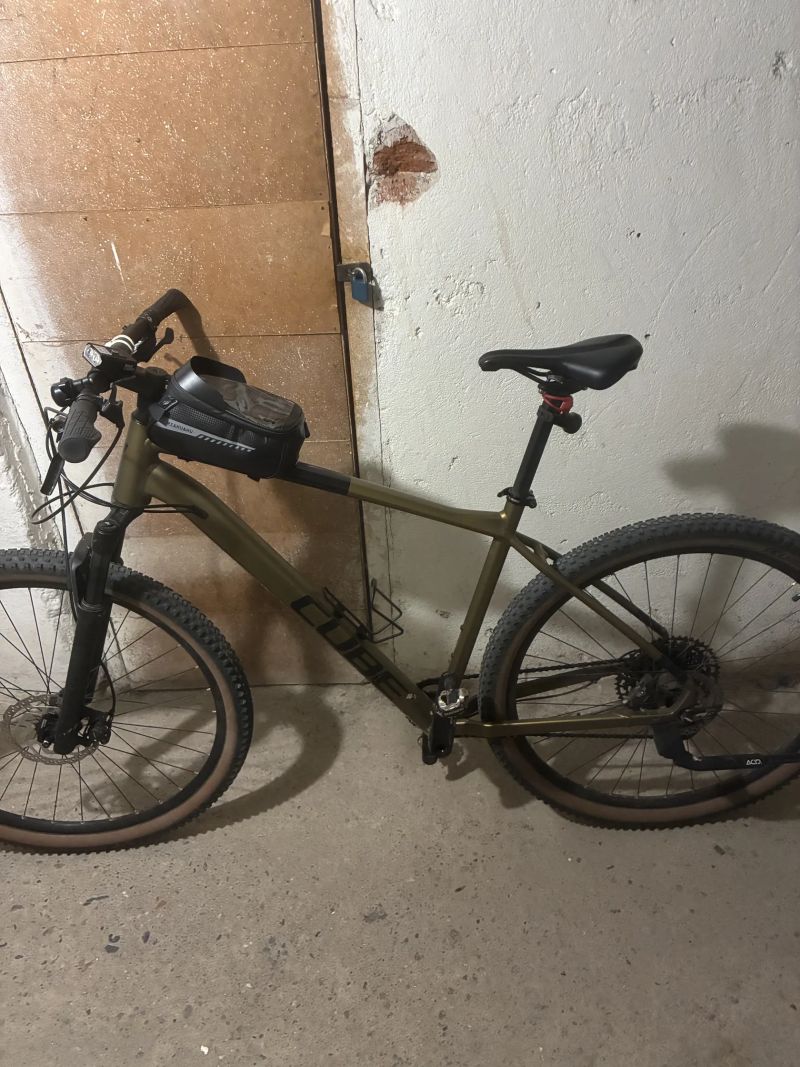 Cube Cube Acid metalolive´n´black