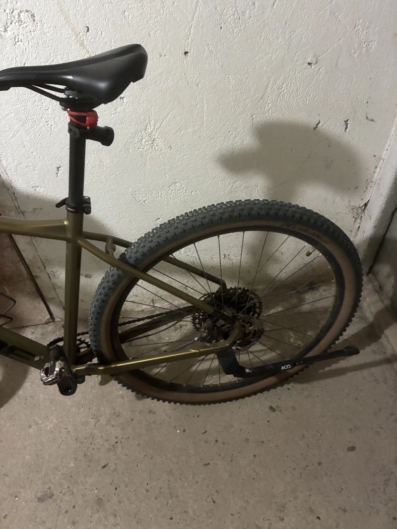 Cube Cube Acid metalolive´n´black