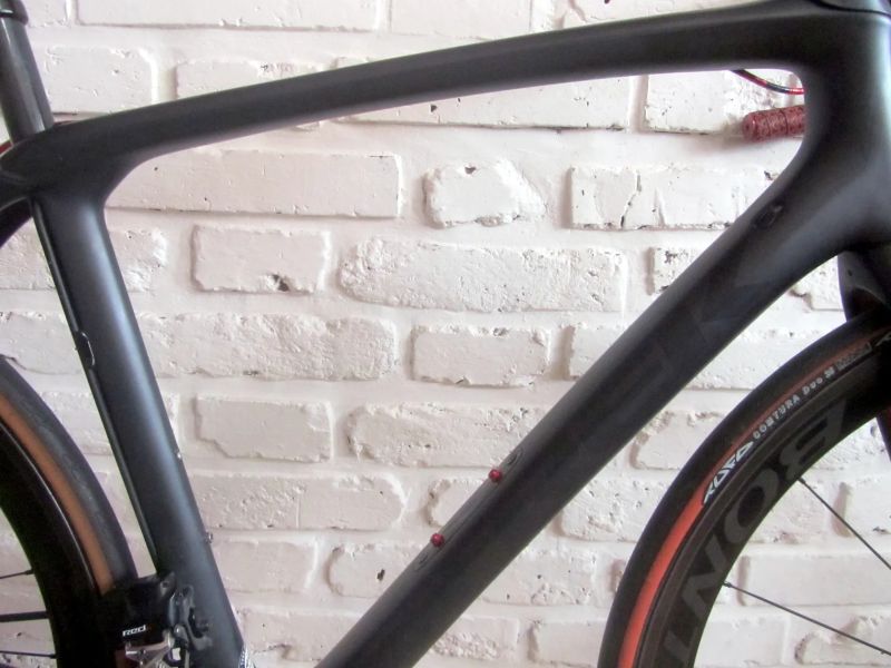 TREK DOMANE SLR9 na Sram eTap, 56 cm. Zánovní. PC 210.000 Kč