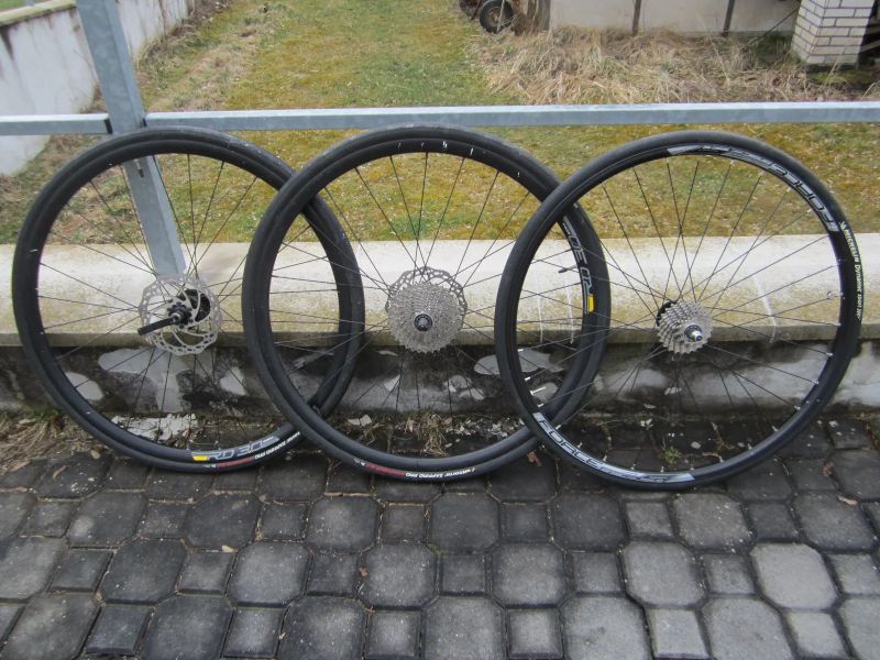 Zapletená kola z Cannondale Synapse AL Disc Tiagra