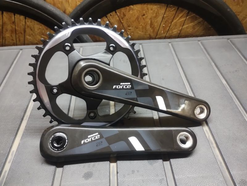 Kliky Sram Force gxp, převodník Garbaruk ovál, středové složení gxp 