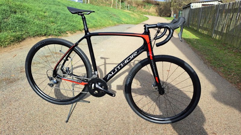 Author Charisma Carbon | Ultegra 2x11 | Gravel setup | Vel. 57