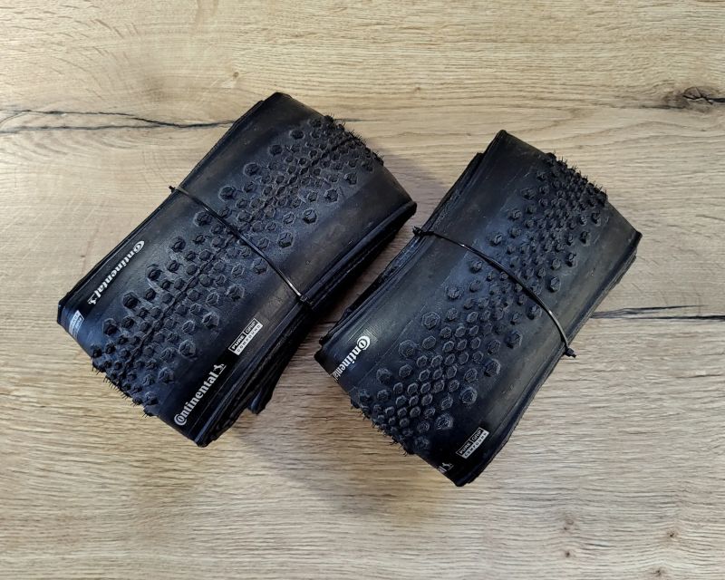 Pláště CONTINENTAL Terra Trail TLR 700x45