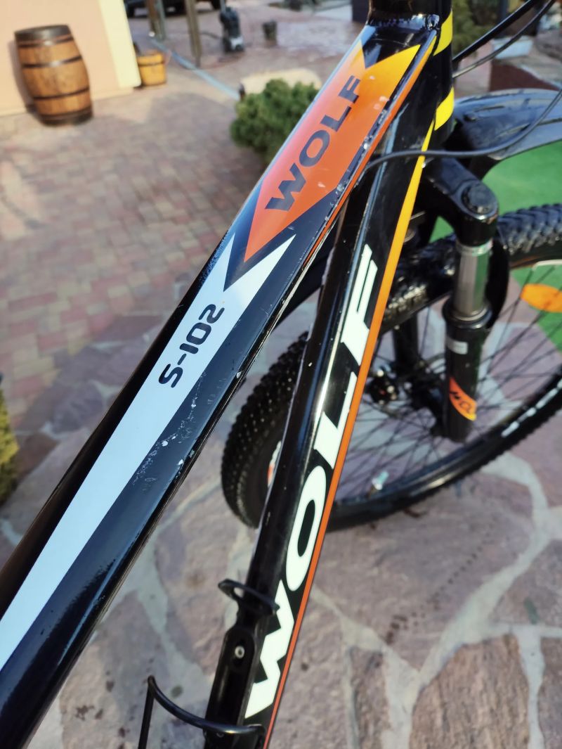 Bestial Wolf Wolf striker