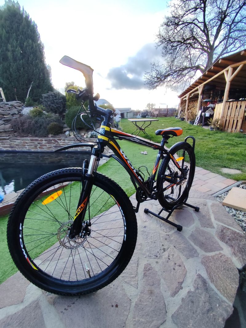 Bestial Wolf Wolf striker