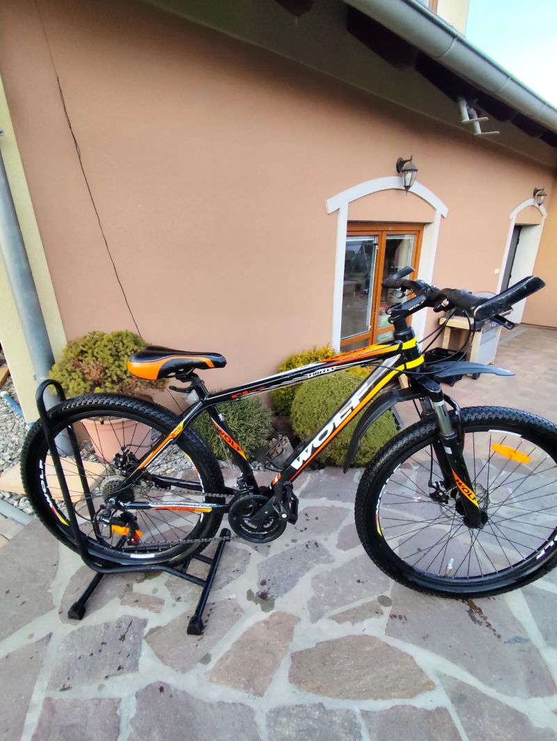 Bestial Wolf Wolf striker