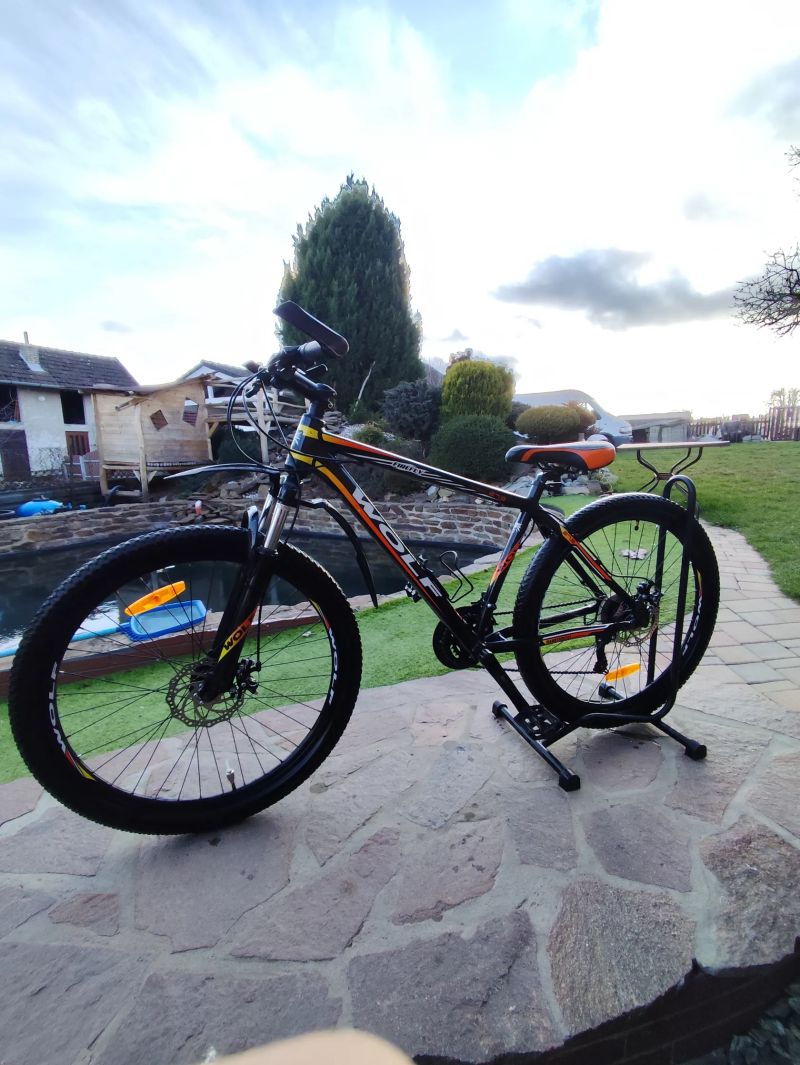 Bestial Wolf Wolf striker