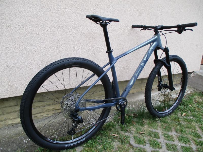 Nové lehké 29" kolo MRX ER25 V219,5", vidlice Manitou Machete air, Shimano SLX 1x12, BOOST pevné osy