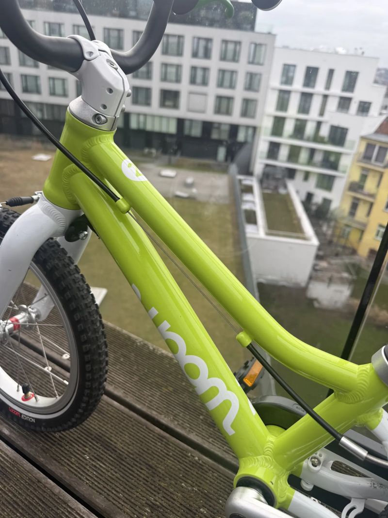 Woom 14 Limetka s vodící tyčí