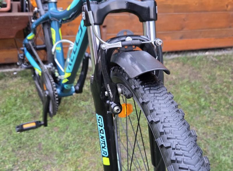 Dětské horské kolo 26" Kellys NAGA 70 vel. XS postava 145-162cm po servisu.