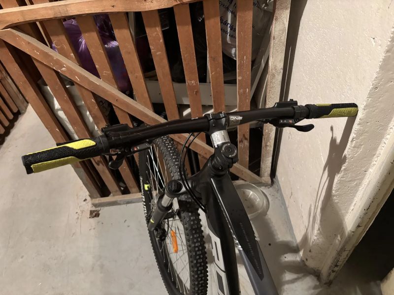 Rock Machine Manhattan