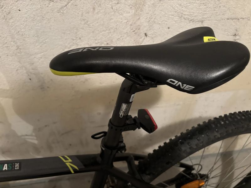 Rock Machine Manhattan