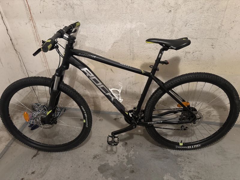 Rock Machine Manhattan