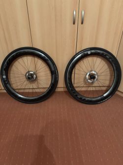 Zapletená kola Reynolds AR 60