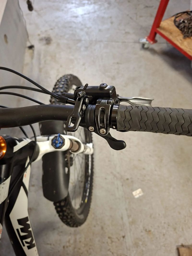 Celoodpružené kolo KTM Phinx 291