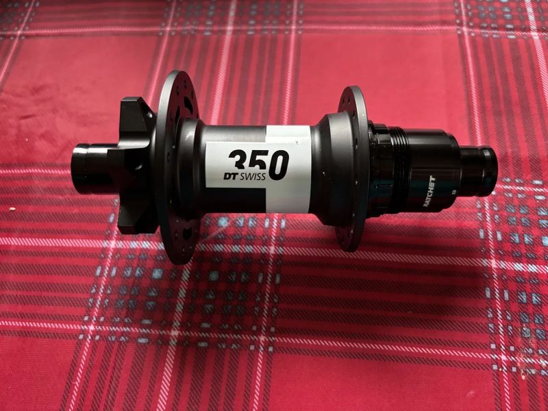 Náboje DT Swiss 350, boost