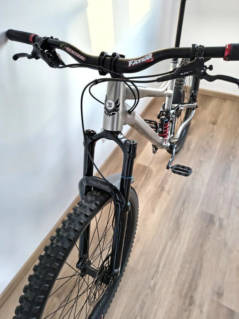 Rám Banshee Bikes Prime V3 XL, pružina i vzduchový tlumič., málo jetý