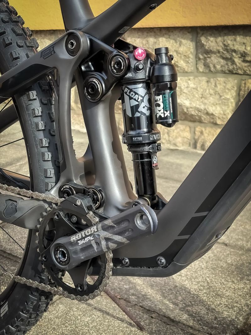 Pivot Shuttle SL Ride