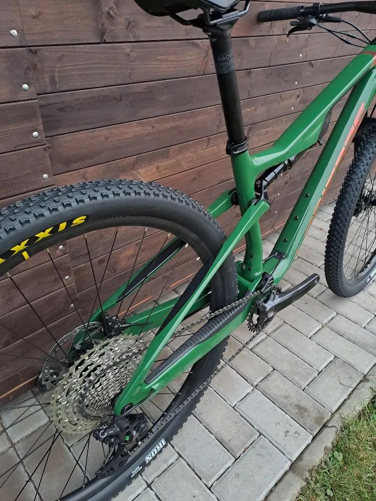 NOVÉ celoodpružené kolo Lapierre XR 5.9 s karbonovým rámem / odpružení FOX / řazení 1x12speed Nové