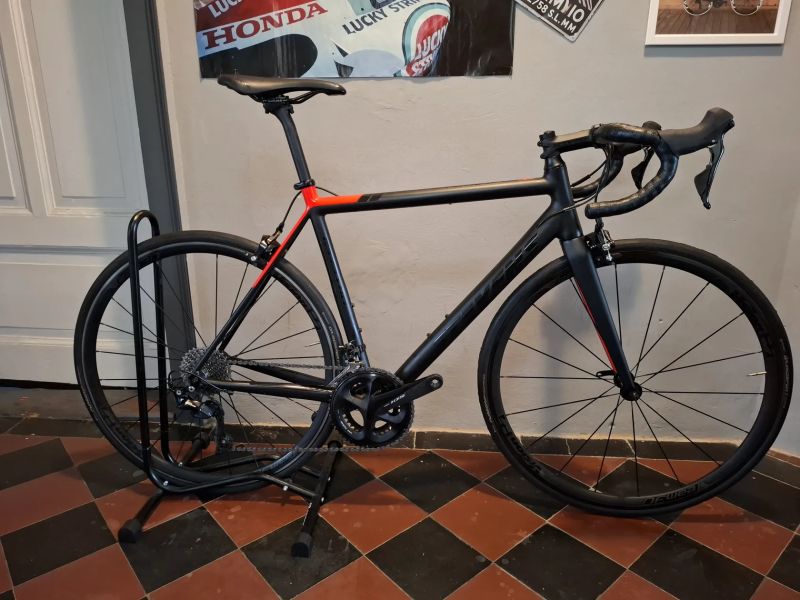 Stevens Stelvio velikost 56 Top stav