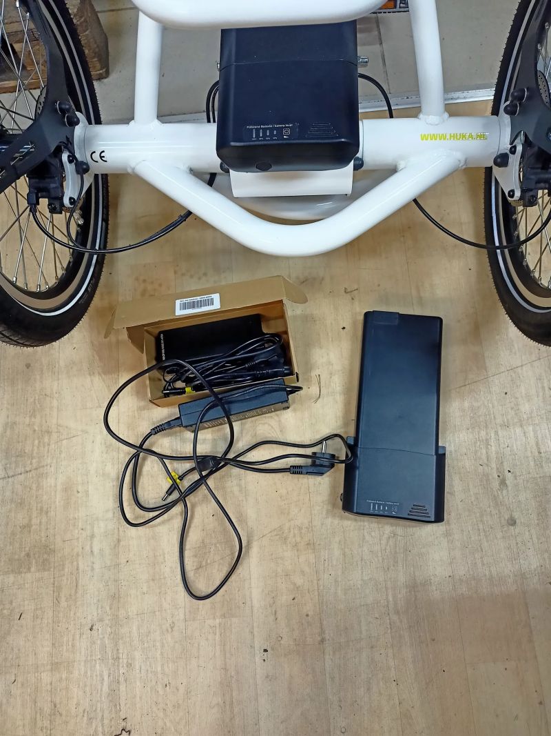 Elektrická tříkolka Huka