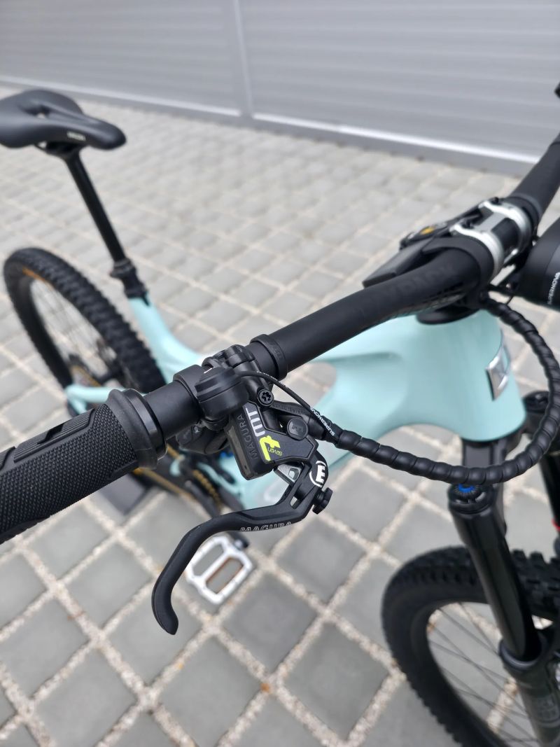 Elektrokolo Propain Shresh CF Carbon Shimano EP801 626Wh Sram GX Transmission 2025 29" velikost L