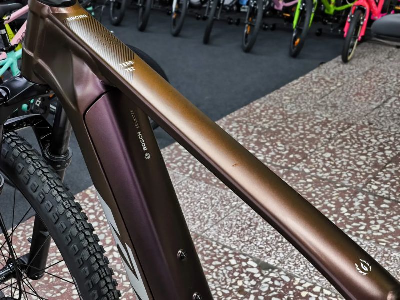 !!!NOVÝ!!! KTM MACINA TEAM 792 - Bosch CX4, baterie 750Wh, Vzduch, Shimano Deore - vel. L, XL