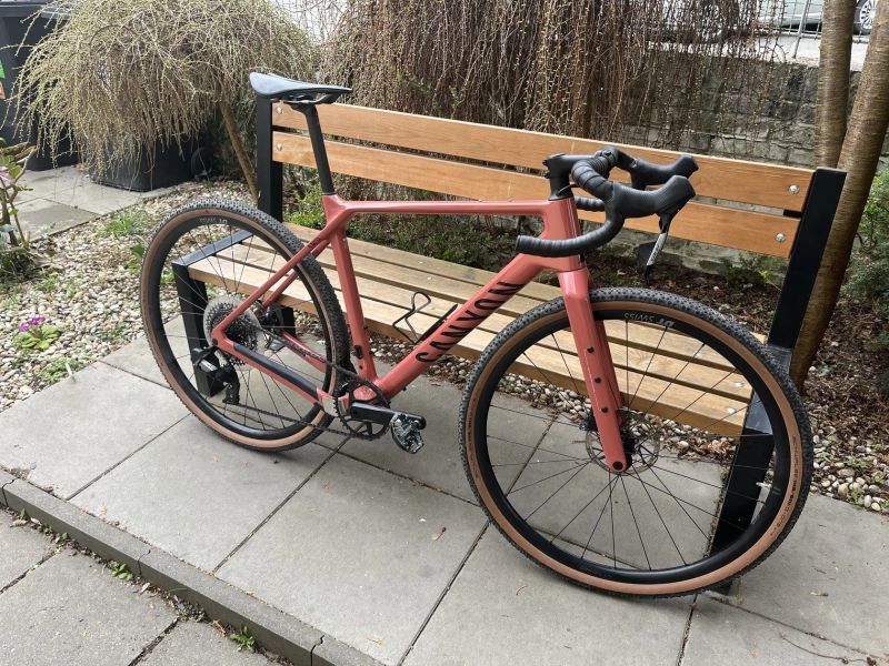Prodám Gravel Canyon Grizl CF SL 2024