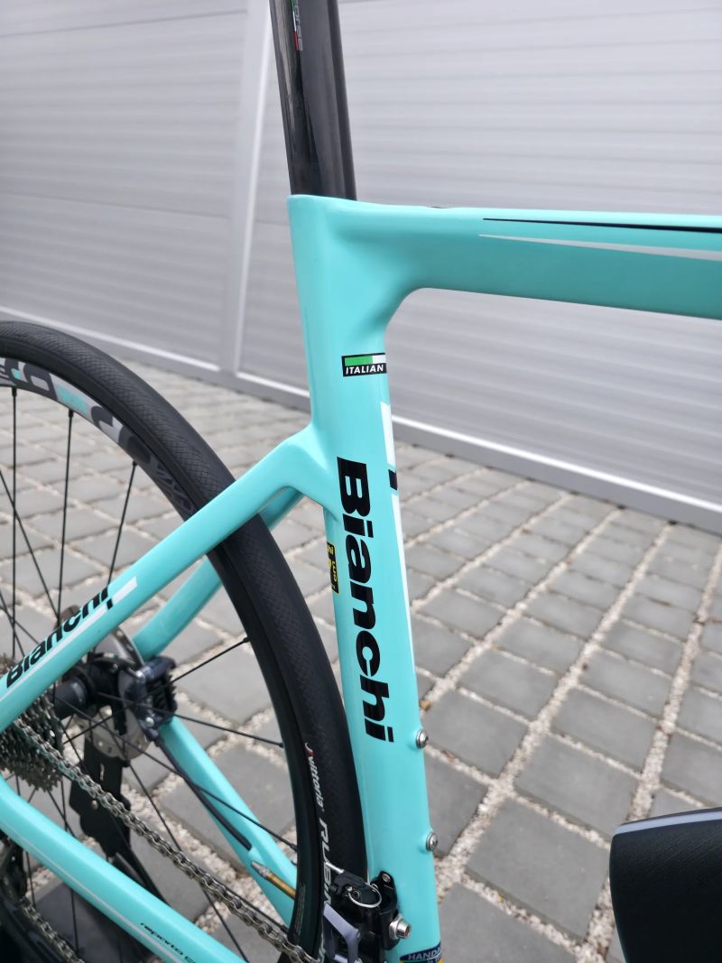 Silniční Bianchi Aria Carbon Disc Ultegra 2019 – 57cm (L)