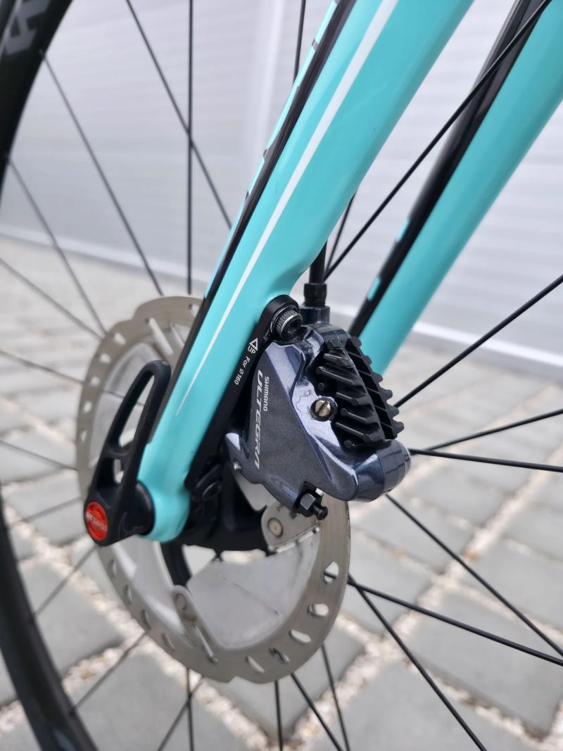 Silniční Bianchi Aria Carbon Disc Ultegra 2019 – 57cm (L)