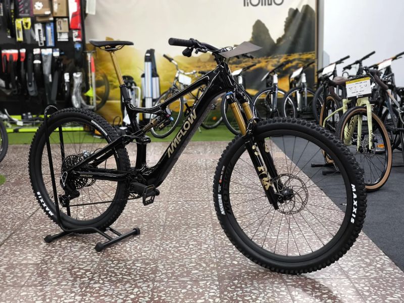 !NOVÝ! SKLADEM! Amflow PL Carbon Pro - DJI Avinox, 800Wh baterie, velikost XL