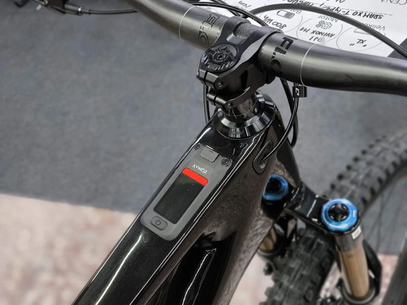 !NOVÝ! SKLADEM! Amflow PL Carbon Pro - DJI Avinox, 800Wh baterie, velikost XL