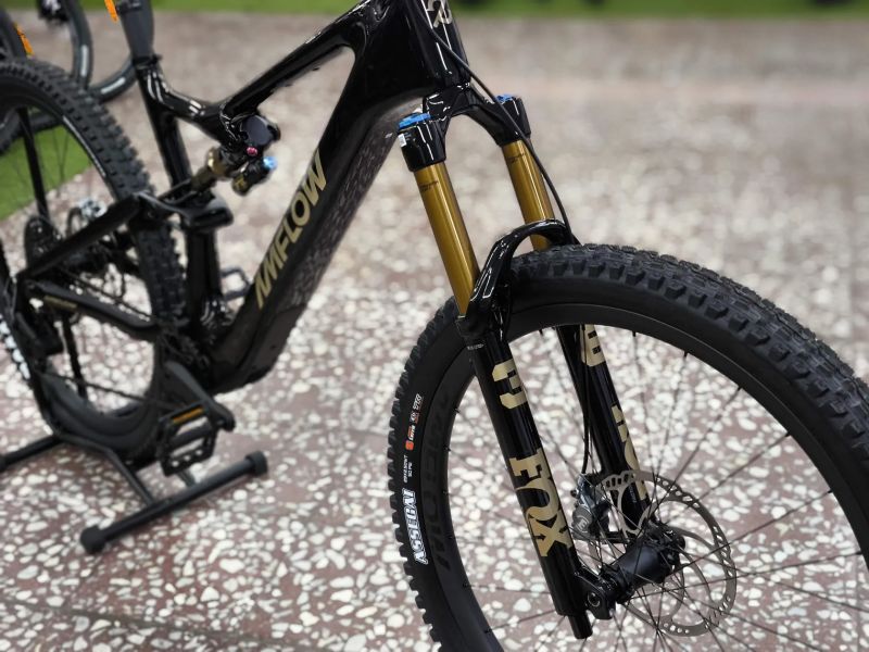 !NOVÝ! SKLADEM! Amflow PL Carbon Pro - DJI Avinox, 800Wh baterie, velikost XL