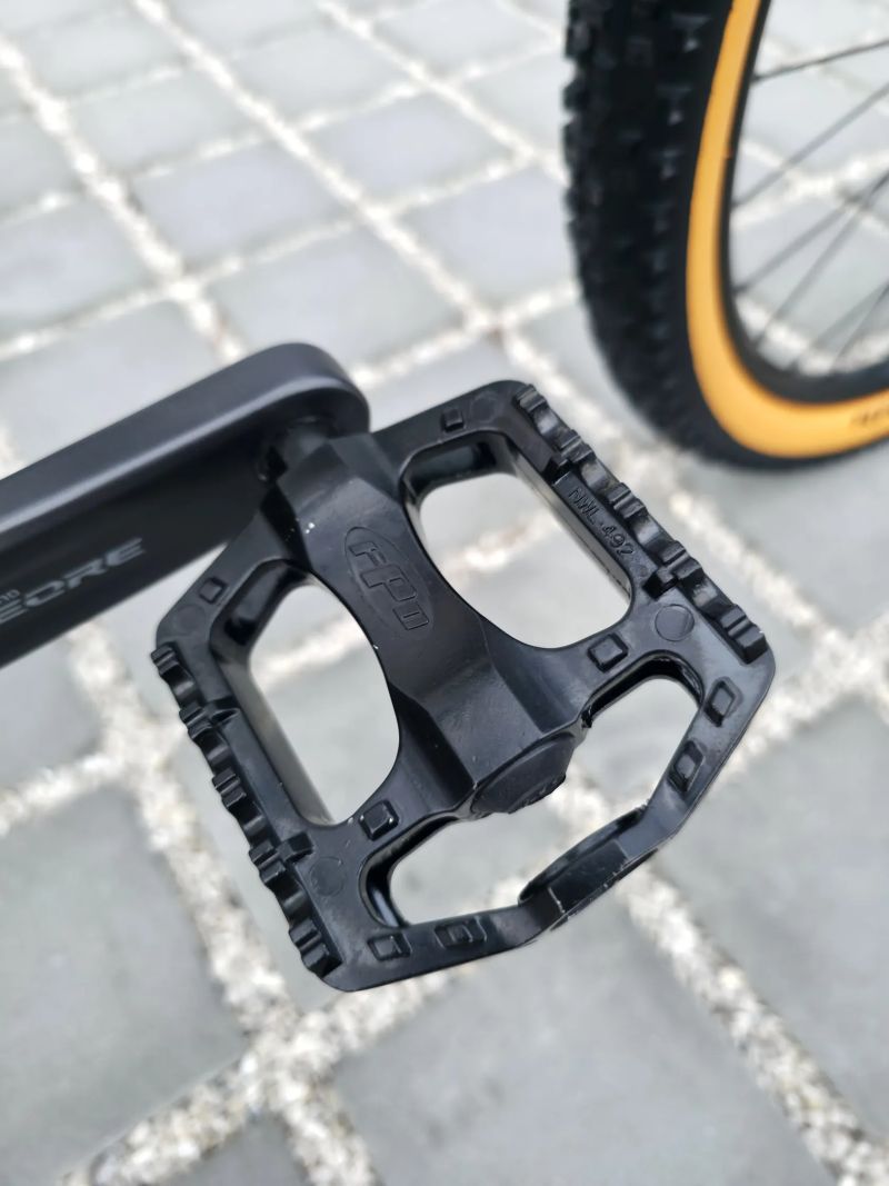 Horské kolo Lee Cougan Revenge 29″ velikost M / Magura / vzduchová vidlice Manitou / Shimano Deore