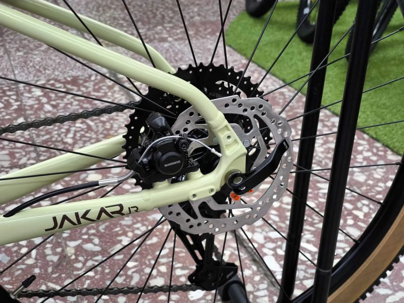 !NOVÝ! Megamo Jakar JUNIOR - sand - dětský gravel pro výšku 120-150cm, 26"kola