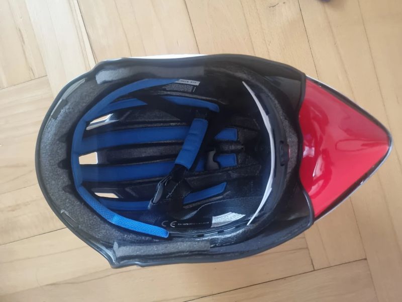 Limar - časovkářská helma 