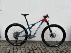 Cannondale Scalpel Carbon 2 Lefty Storm Cloud, Rally Red w/ Tigershark 