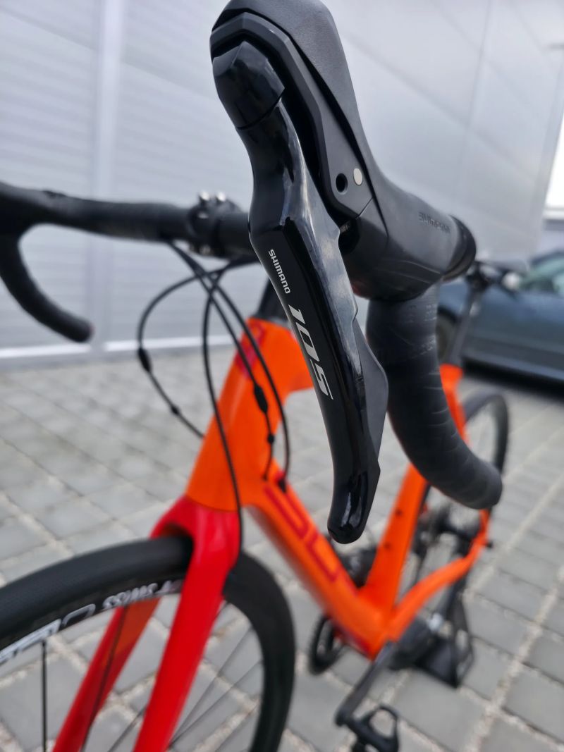 Silniční kolo SUPERIOR X-ROAD Team Elite Carbon 105 – velikost L