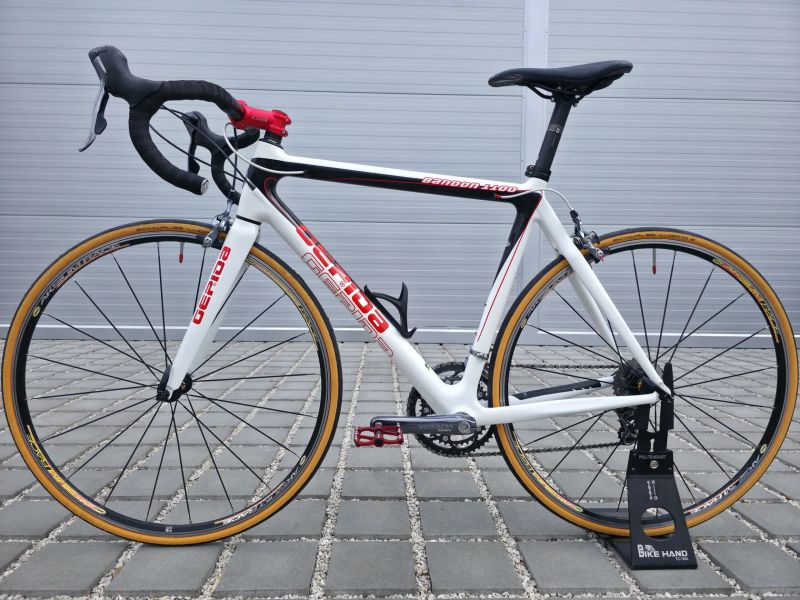 Silniční kolo Gepida Bandon 1100 Carbon Ultegra – velikost 54cm (M)
