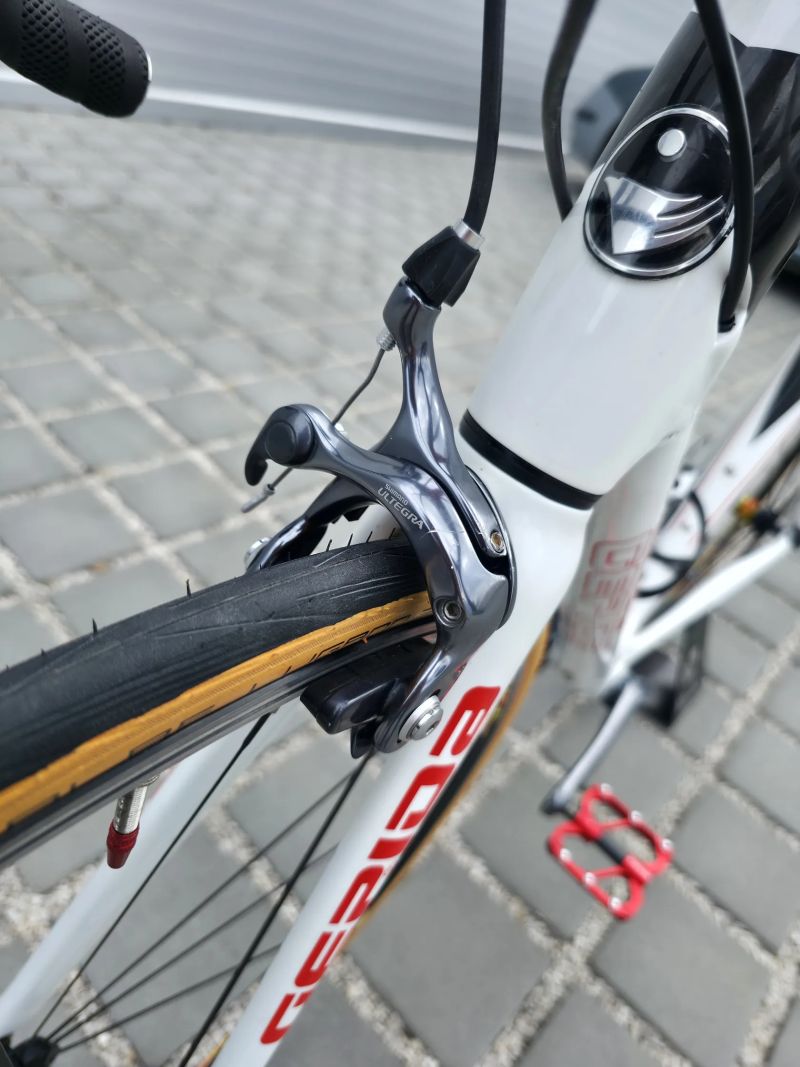 Silniční kolo Gepida Bandon 1100 Carbon Ultegra – velikost 54cm (M)