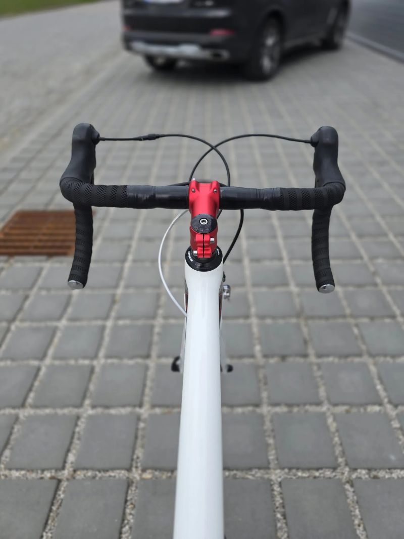 Silniční kolo Gepida Bandon 1100 Carbon Ultegra – velikost 54cm (M)
