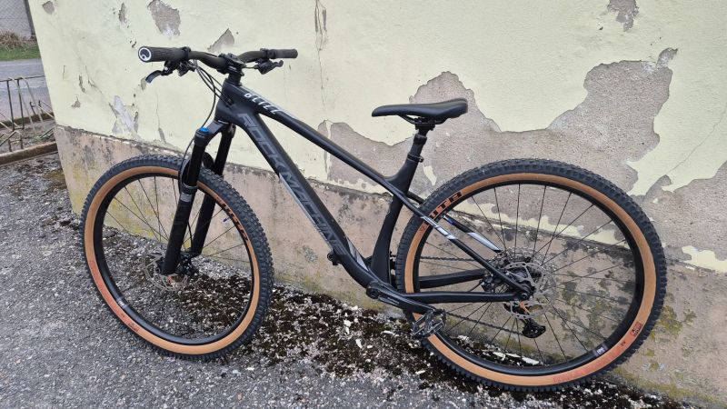 Rock Machine Blizz CRB 50 krasavec