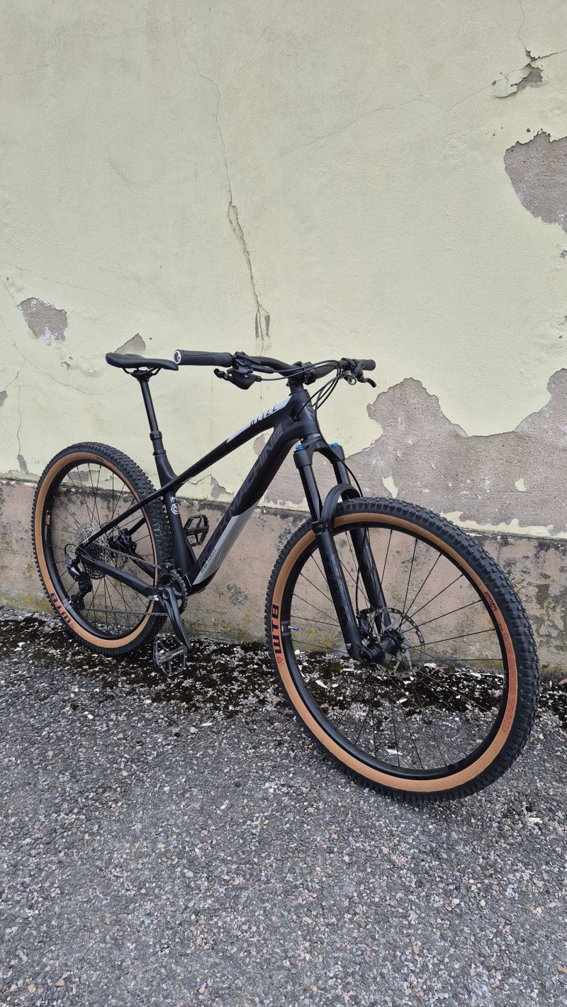 Rock Machine Blizz CRB 50 krasavec