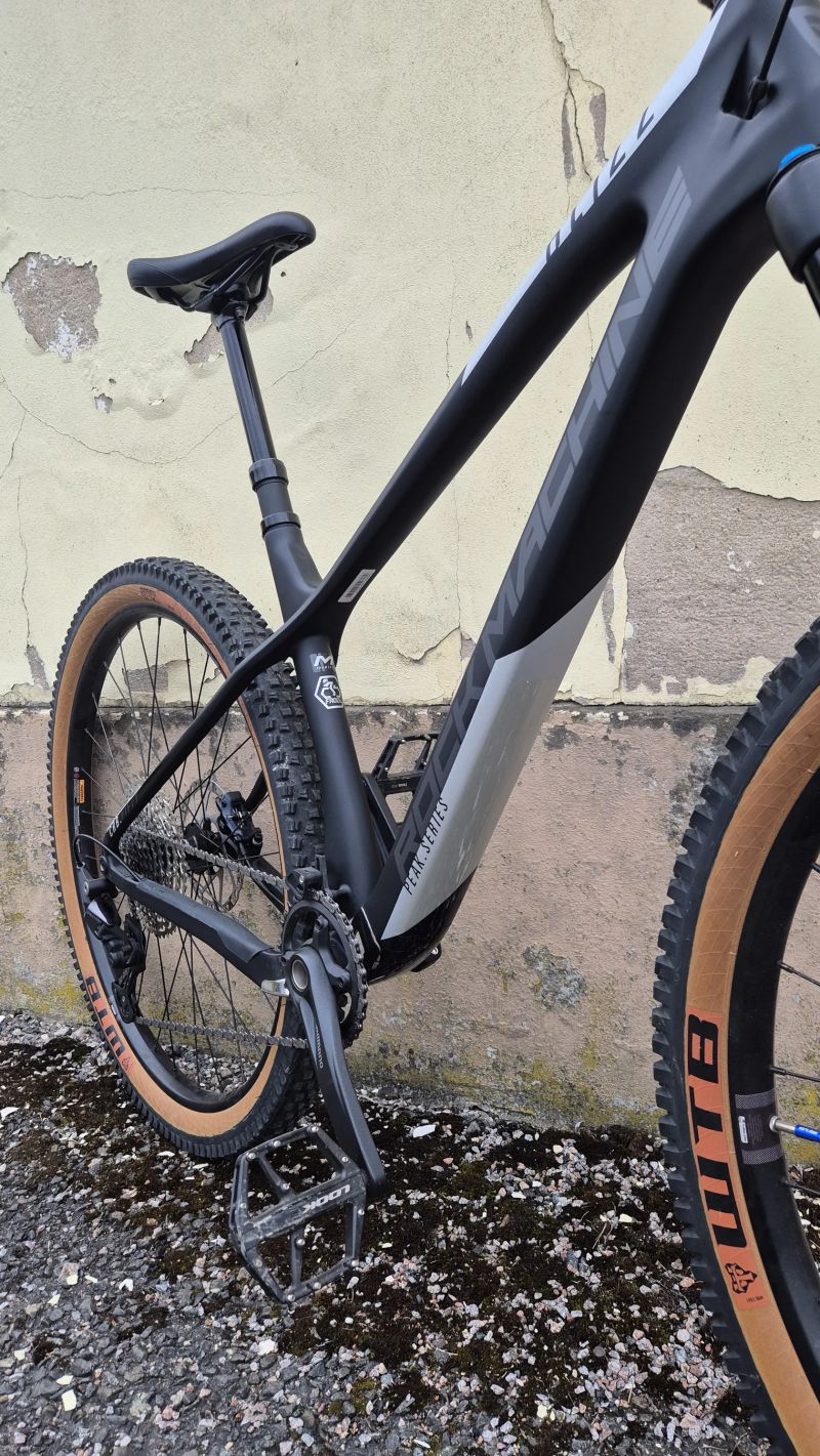 Rock Machine Blizz CRB 50 krasavec