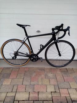 Karbonový silniční TREK Emonda SL, komplet Shimano Ultegra 2x11sp, vel. M-L