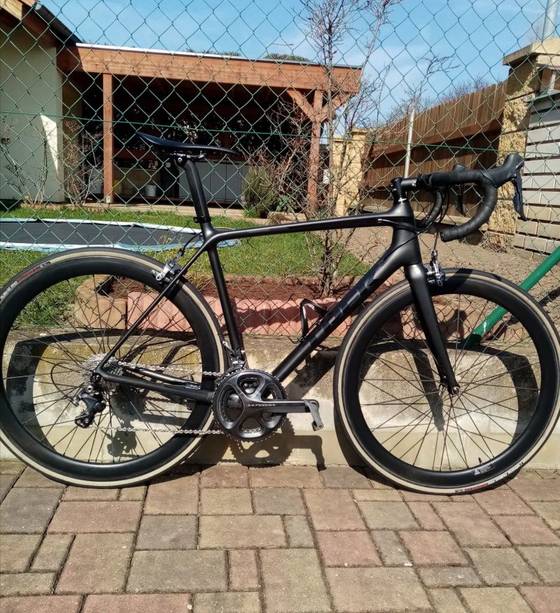 Karbonový silniční TREK Emonda SL, komplet Shimano Ultegra 2x11sp, vel. M-L