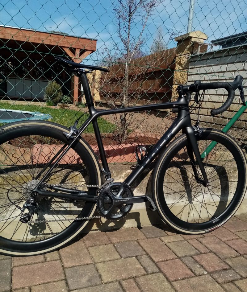 Karbonový silniční TREK Emonda SL, komplet Shimano Ultegra 2x11sp, vel. M-L