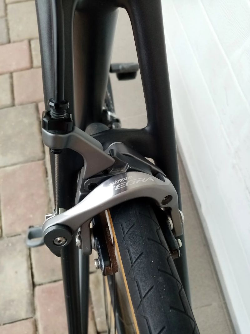 Karbonový silniční TREK Emonda SL, komplet Shimano Ultegra 2x11sp, vel. M-L
