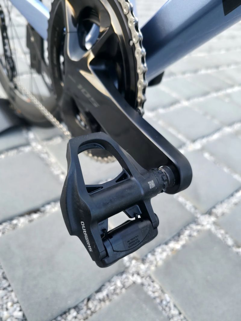 Silniční kolo Giant TCR Advanced Carbon 0 PC 105 Di2 2025 Frost Silver – velikost L