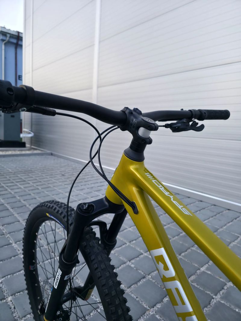 Horské kolo Qayron Spyro MKIII 5 Mustard/Black 29″ velikost XL / Nové / Shimano Deore